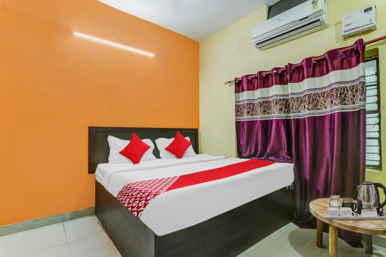 Flagship Hotel Suman Niwas Bijnaur Exteriör bild