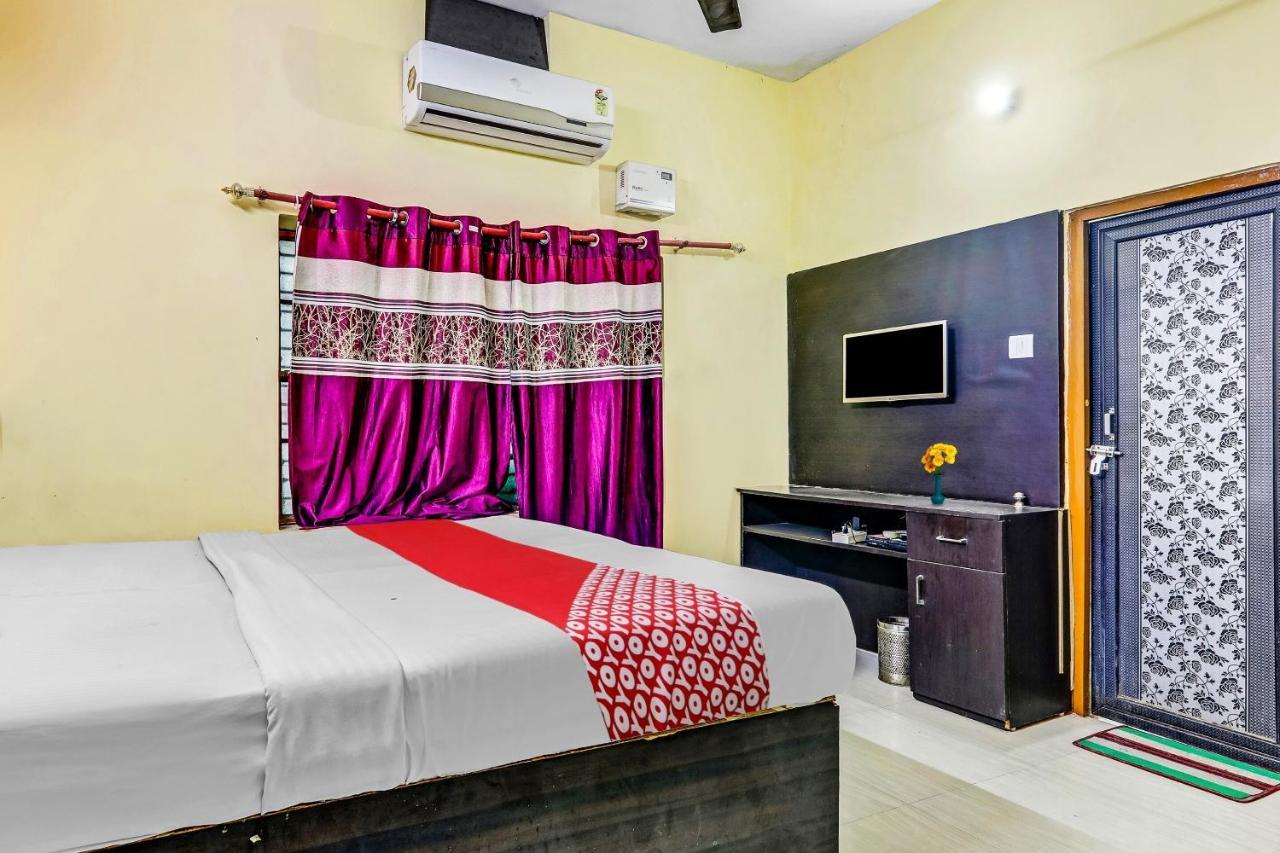 Flagship Hotel Suman Niwas Bijnaur Exteriör bild